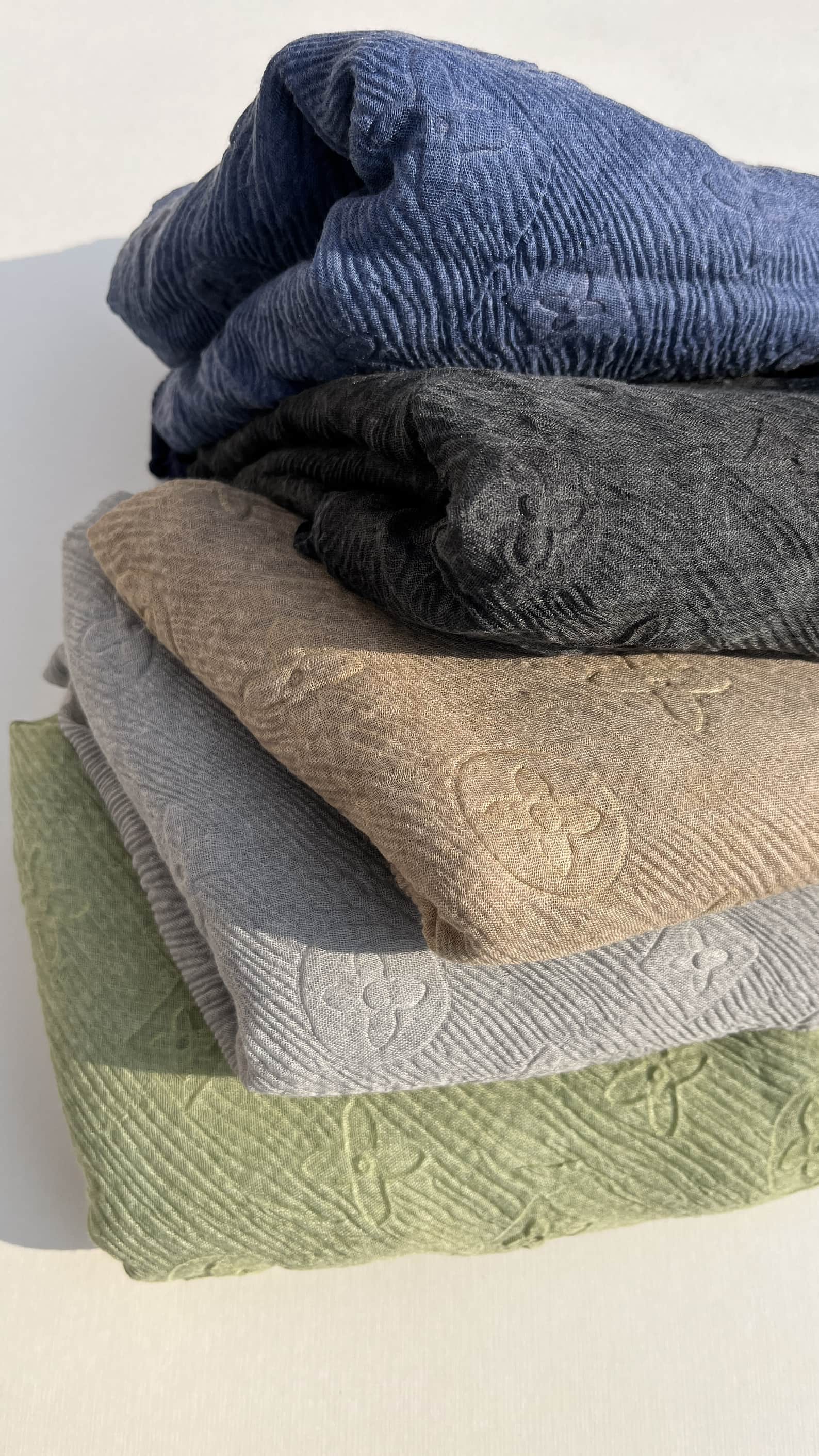 روسری نخی پلیسه سنگشور وارداتی (خنک)