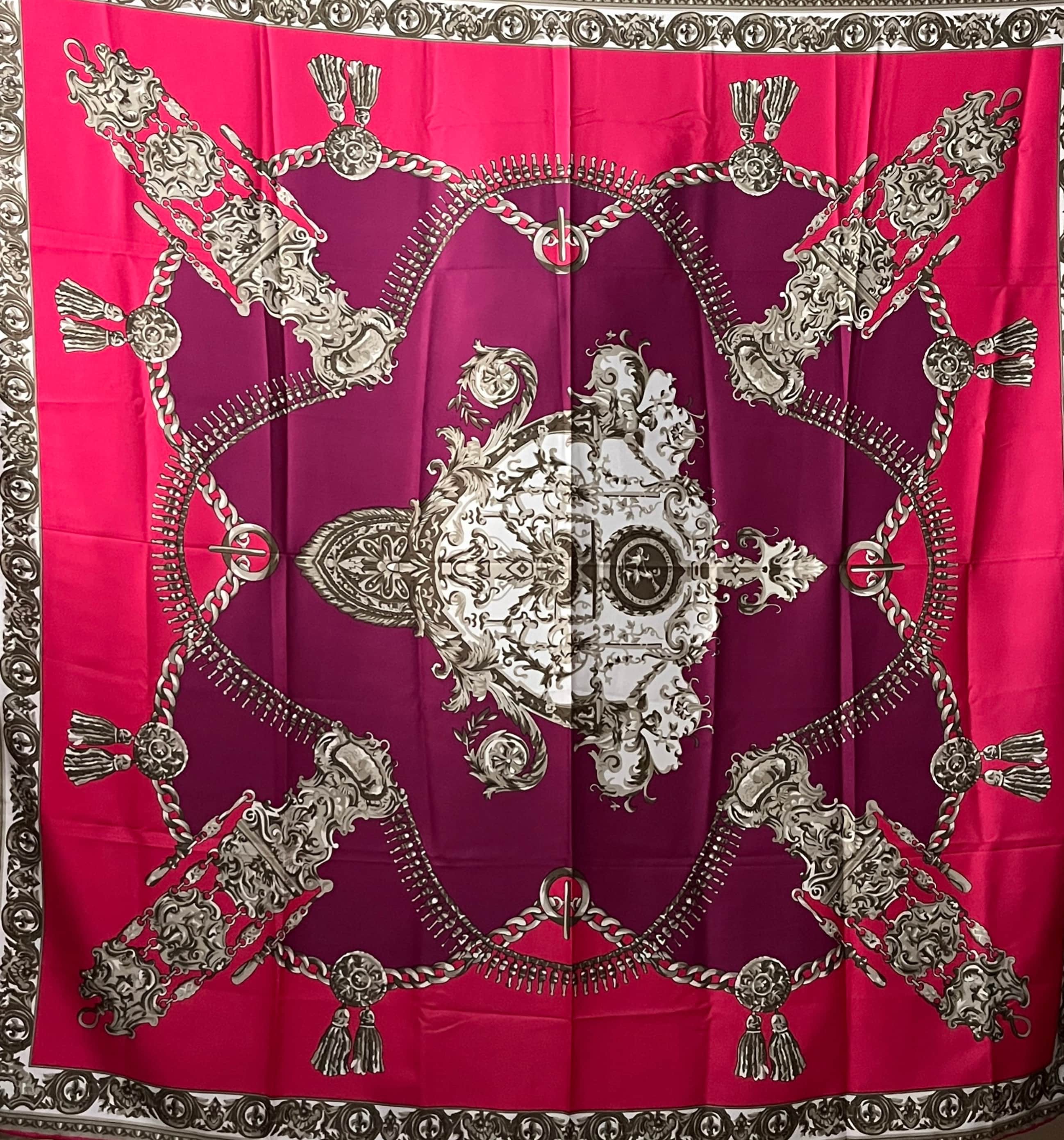 روسری توییل ابریشم سرخابی وارداتی (طرح زنجیر)