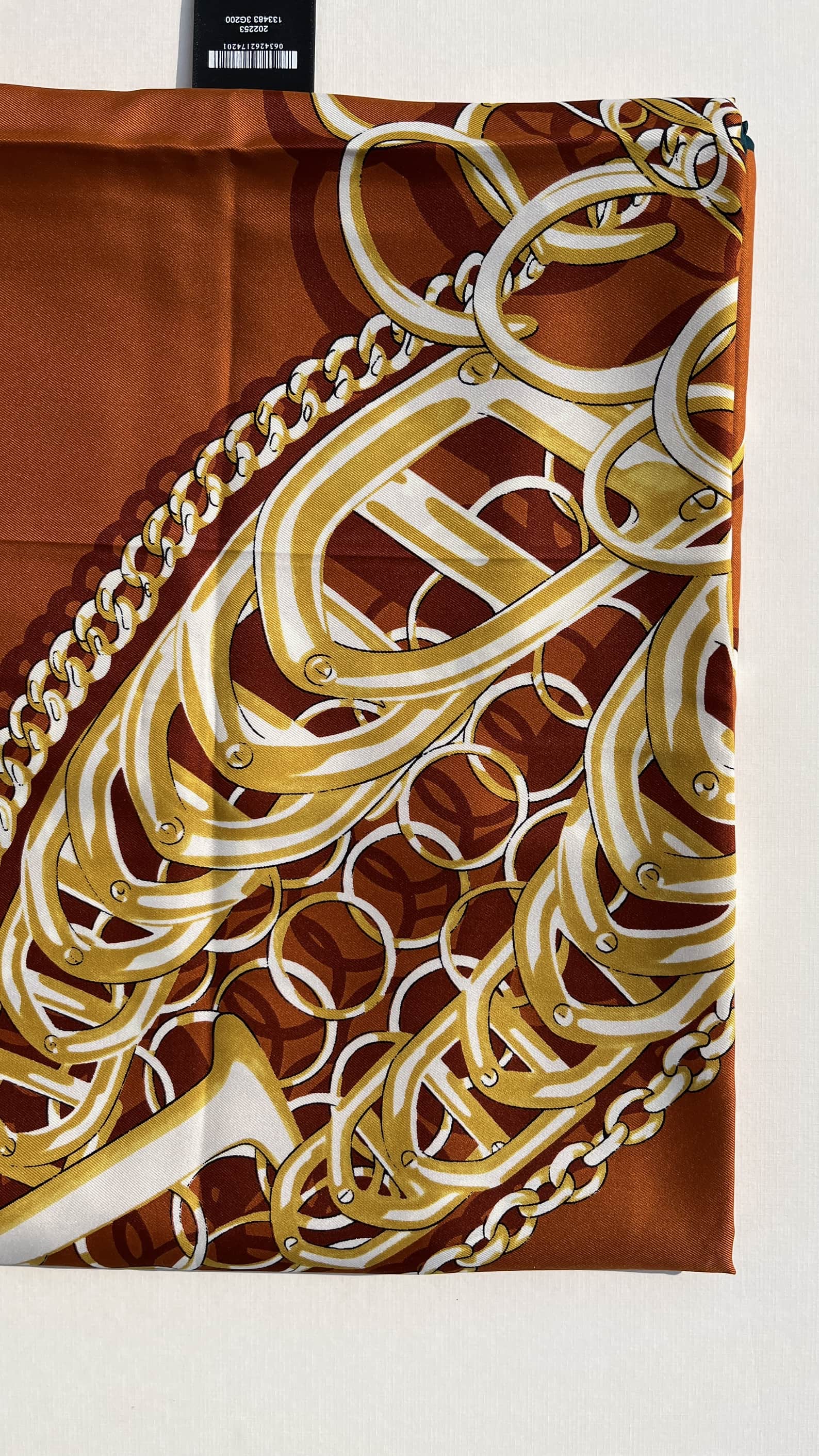 روسری مجلسی توییل ابریشم وارداتی (طرح پرنده)