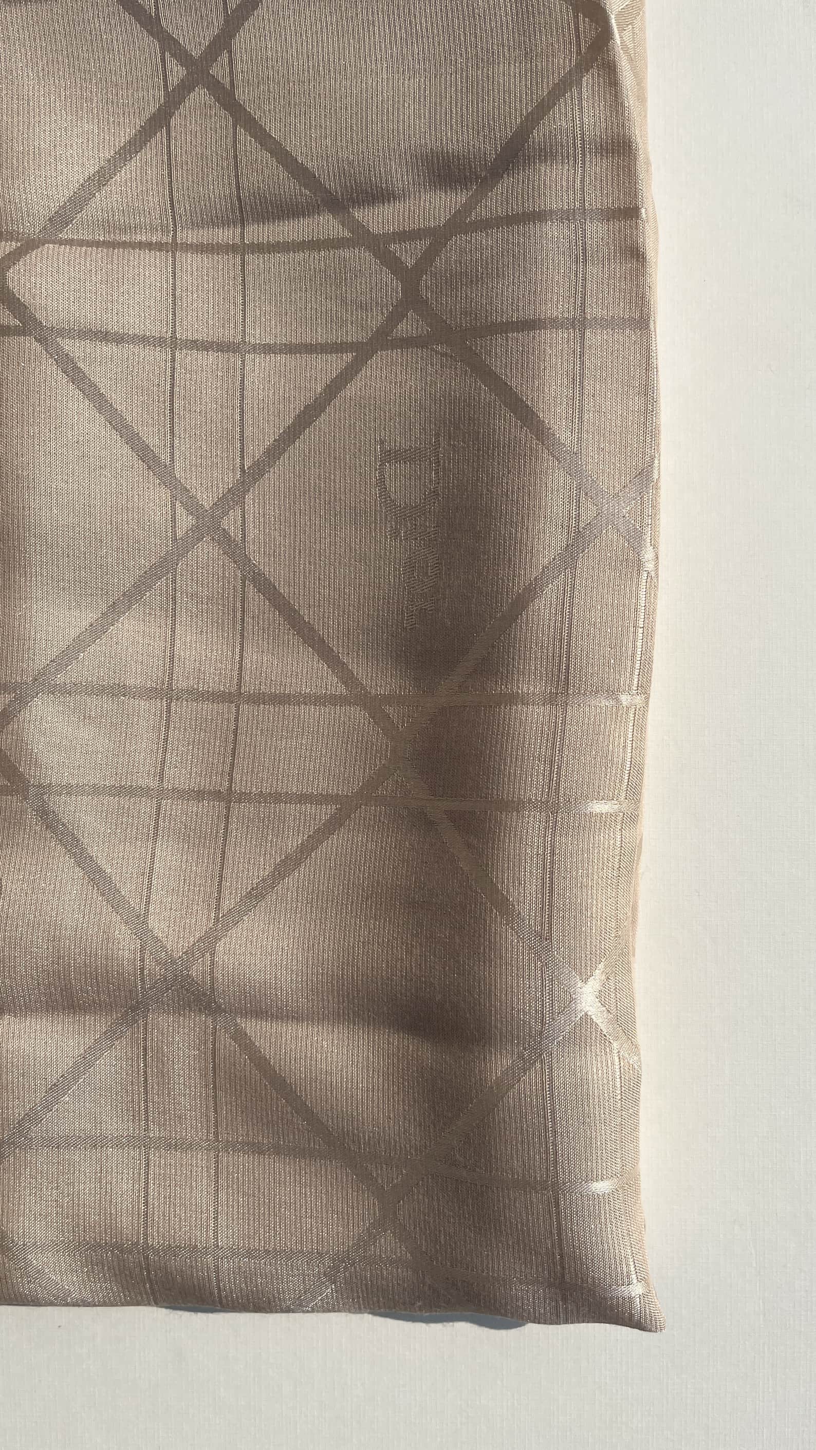 روسری مجلسی (طرح دیور‌‌ لمه دار)